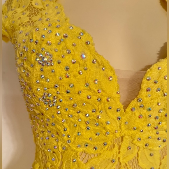 Jovani Yellow Lace Maxi Dress - Picture 7 of 11
